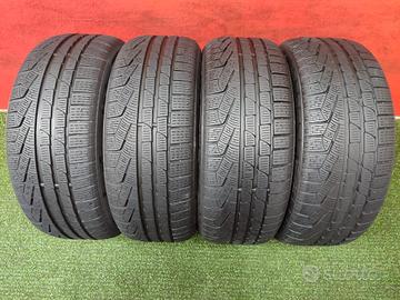 225 45 18 Gomme Invernal 70% RFT Pirelli 225 45R18