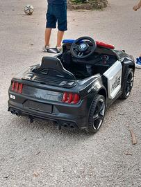 auto polizia elettrica bambino