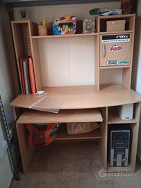 Scrivania Mobile porta PC + Sedia Girevole