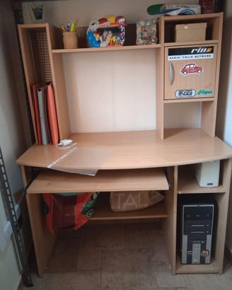 Scrivania Mobile porta PC + Sedia Girevole