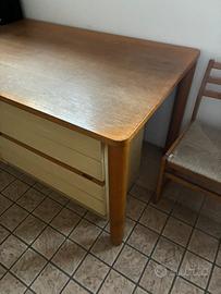Tavolo legno solido