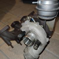 Turbina Garrett e basamento in ghisa