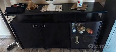 Soggiorno + base per ingresso 