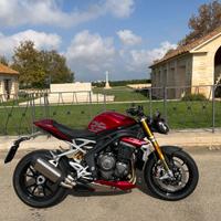 Triumph Speed Triple 1200 speedtriple mod24