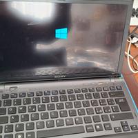 Sony Vaio VPCZ1 con alimentatore (da riparare)