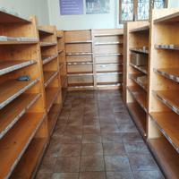 Arredamento negozio 100 mt