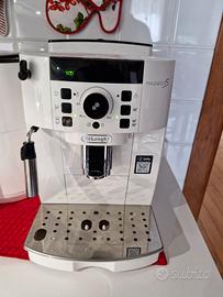 De Longhi Magnifica S