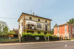 MAGAZZINO IN CENTRO VICINO AI SERVIZI