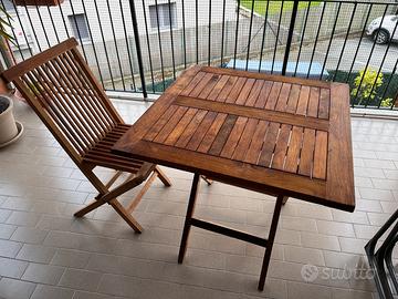 Tavolo da esterno con 4 sedie