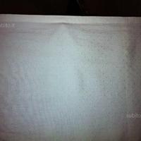 Tenda bianca in cotone