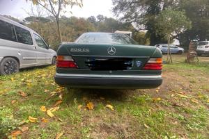 Mercedes 200 CE