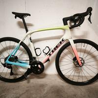 Trek Domane SL5 Gen4 (2025) – Taglia 58 – Pari al 