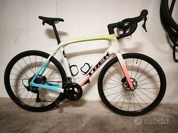 Trek Domane SL5 Gen4 (2025) – Taglia 58 – Pari al 