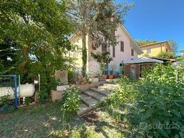 BIFAMILIARE A FRASCATI