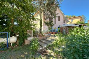 BIFAMILIARE A FRASCATI