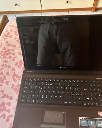 Portatile Asus X52JB i5 da riparare o per ricambi