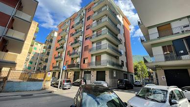 Ampia metratura con garage