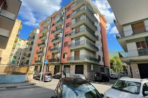 Ampia metratura con garage