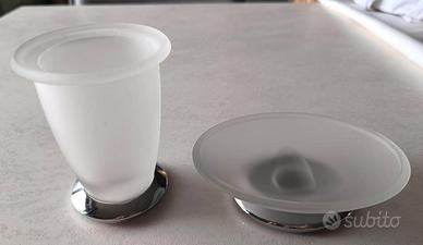Set bicchiere e portasapone vetro satinato