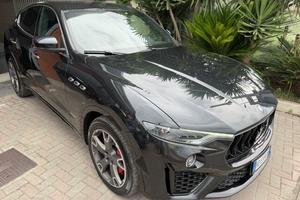 Maserati Levante V6 350 CV Q4 Gransport