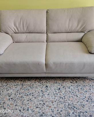 Divano nuovo