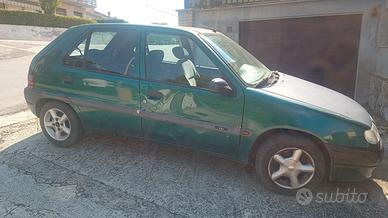 i Citroen saxo 