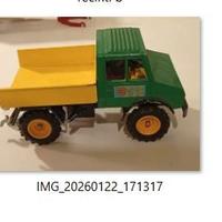 land rover + unimog + 4 trattori britains