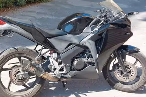 CBR 125 R