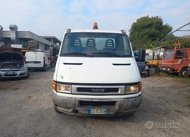 IVECO DAILY 35 2.8D GEMELLATO - 3 POSTI