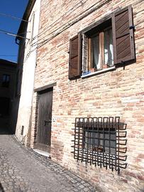 Su 2 livelli nel cuore di offagna