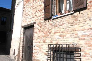 Su 2 livelli nel cuore di offagna