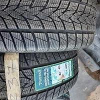 Coppia pneumatici invernali 255 45 20 tristar
