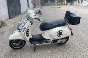 Vespa 300 GTS hpe