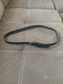 Pantaloni da ragazza e cintura