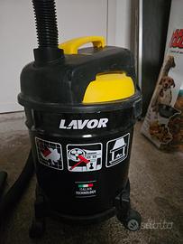 aspirapolvere 