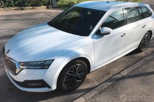 Skoda Octavia 1.0 e-tec family pack