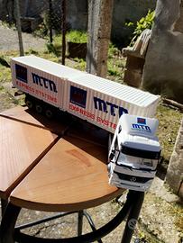 Autoarticolato m.t.m. 1:43