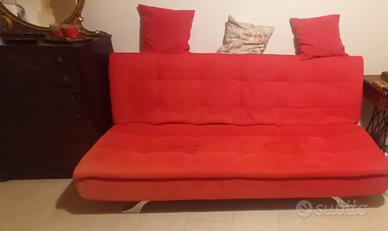 Divano due posti,apertura letto matrimoniale 