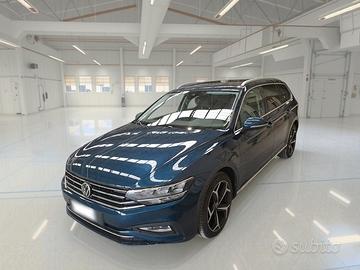 VOLKSWAGEN PASSAT VARIANT 2.0 TDI SCR EVO 90KW BUS