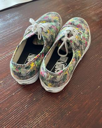 Vans Authentic Kenya Black/True White, taglia 39