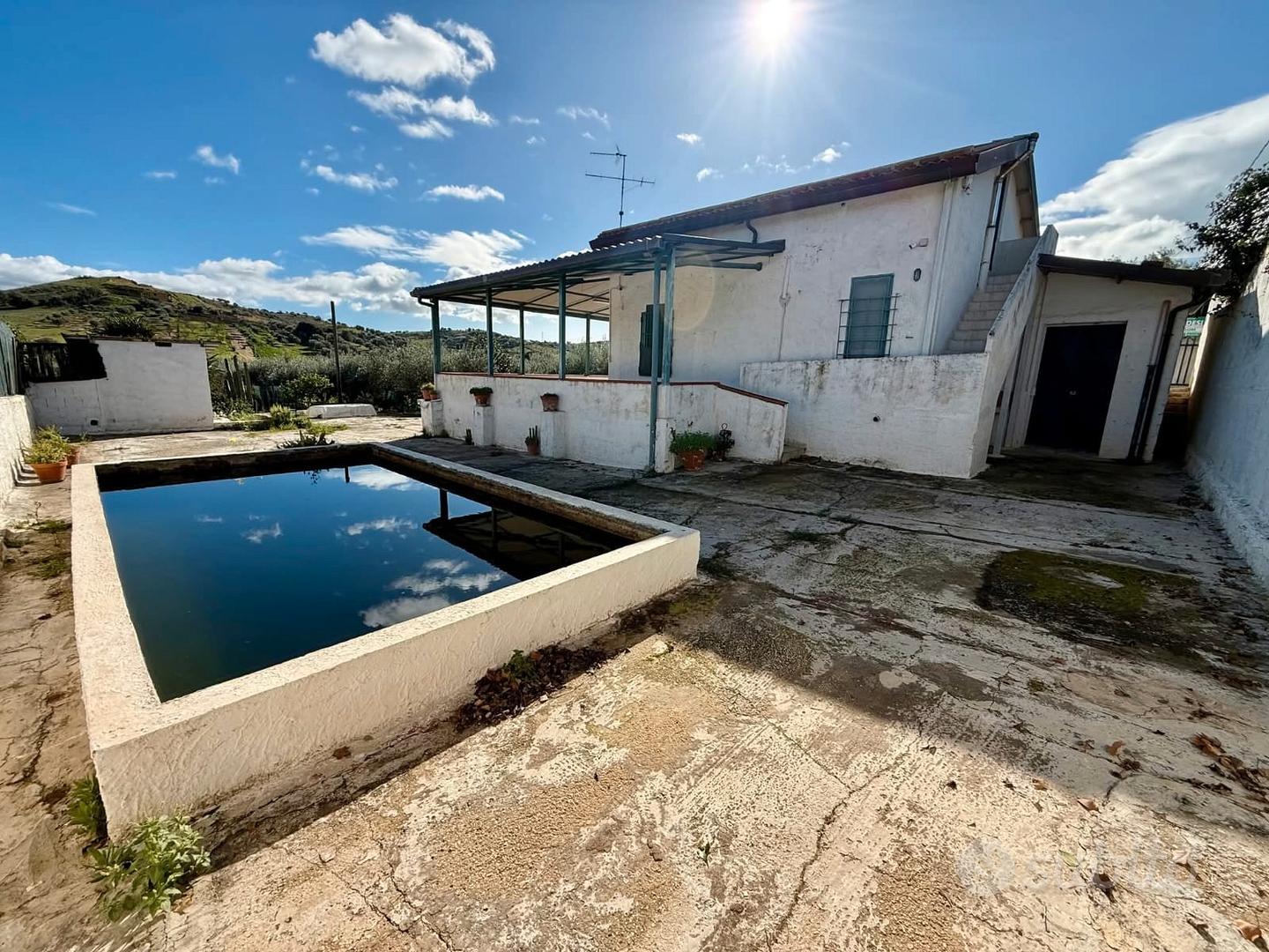 Casa e terreno - Vista 3