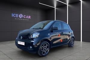 SMART forfour 70 1.0 twinamic Passion LED PANO CER
