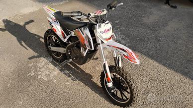 Minicross CVM a batteria