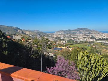 Grande villa panoramica frazionabile a Baida