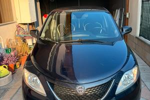 Lancia Ypsilon opening edition