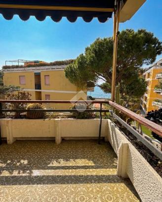 MONOLOCALE A SAN LORENZO AL MARE