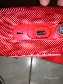 CHARGE 5 jbl  ORIGINALE 100%