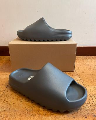 Adidas yeezy slide slate grey n. 43