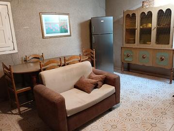 Mobili soggiorno e sala da pranzo anni 90 e divano