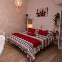 Per coppia Monolocale Centralissimo Stella Rossa